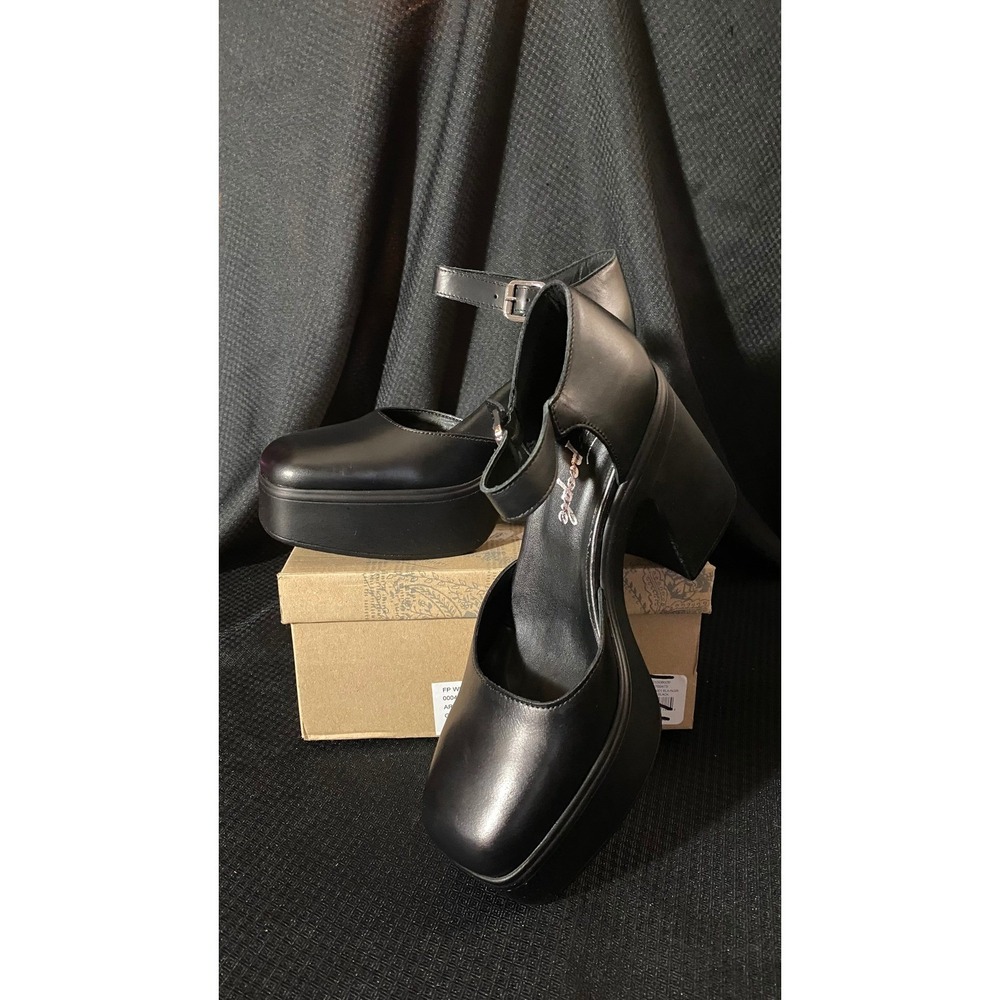 Free People Black Leather Platform Mary Jane Heels Square block heel size 39.5